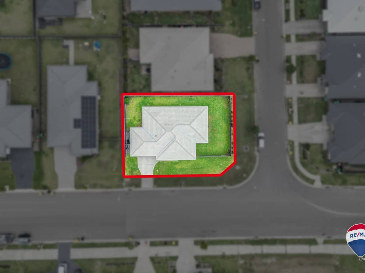 118 Balgownie Circuit, HEDDON GRETA - Thumbnail 23