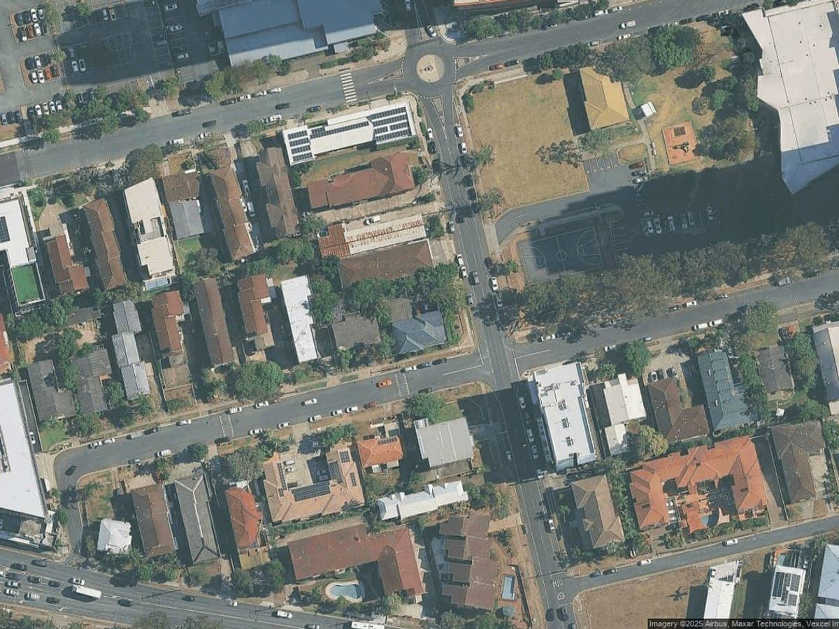 10 Garden Street,, SOUTHPORT - Thumbnail 3