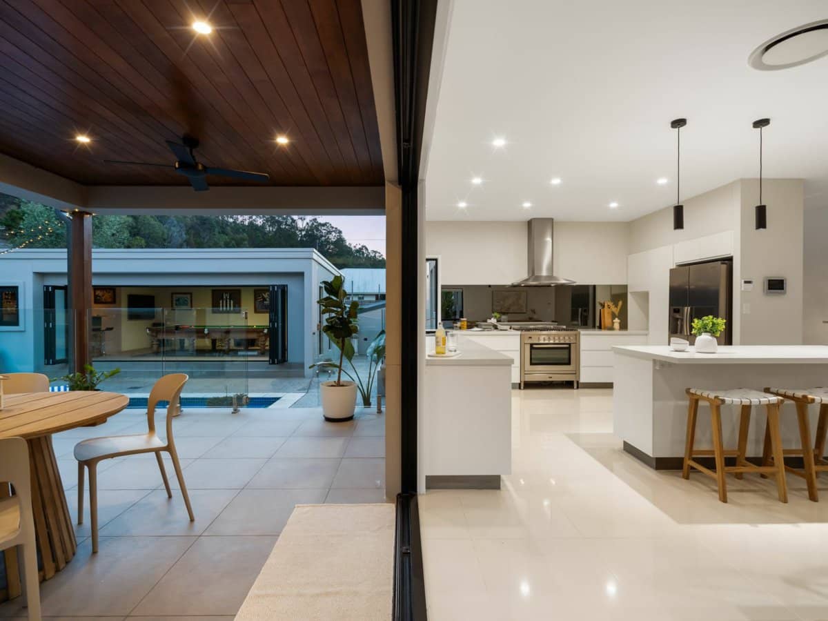 113 Barden Ridge Road, REEDY CREEK - Thumbnail 1