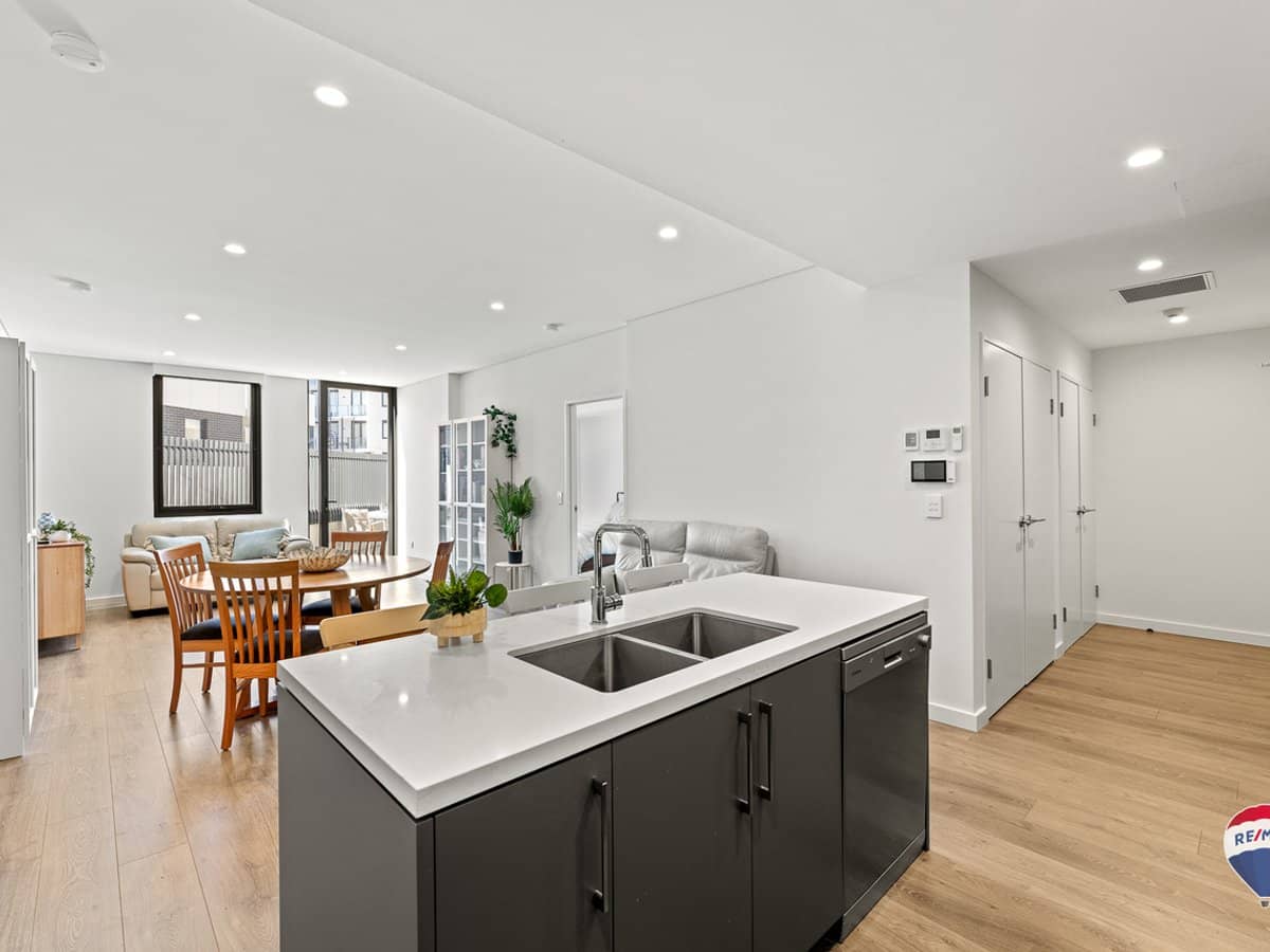 91 LORD SHEFFIELD Circuit, PENRITH - Thumbnail 3