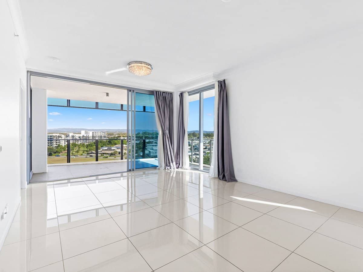 25-31 East Quay Drive, BIGGERA WATERS - Thumbnail 6