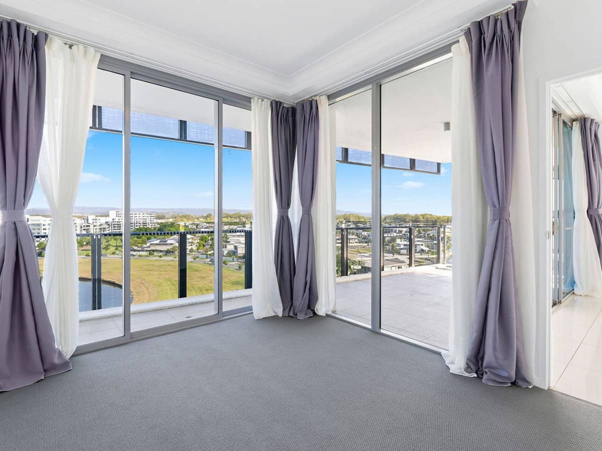 25-31 East Quay Drive, BIGGERA WATERS - Thumbnail 8