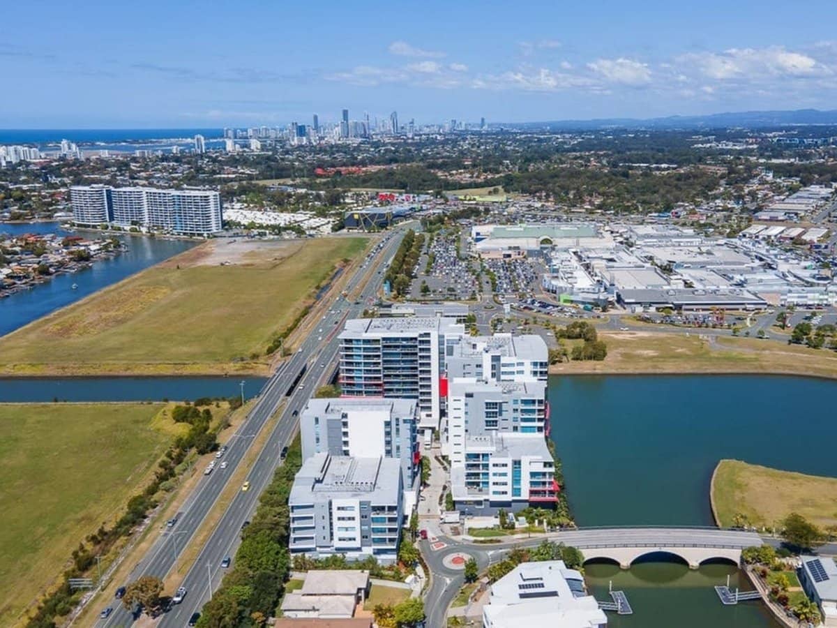 25-31 East Quay Drive, BIGGERA WATERS - Thumbnail 19