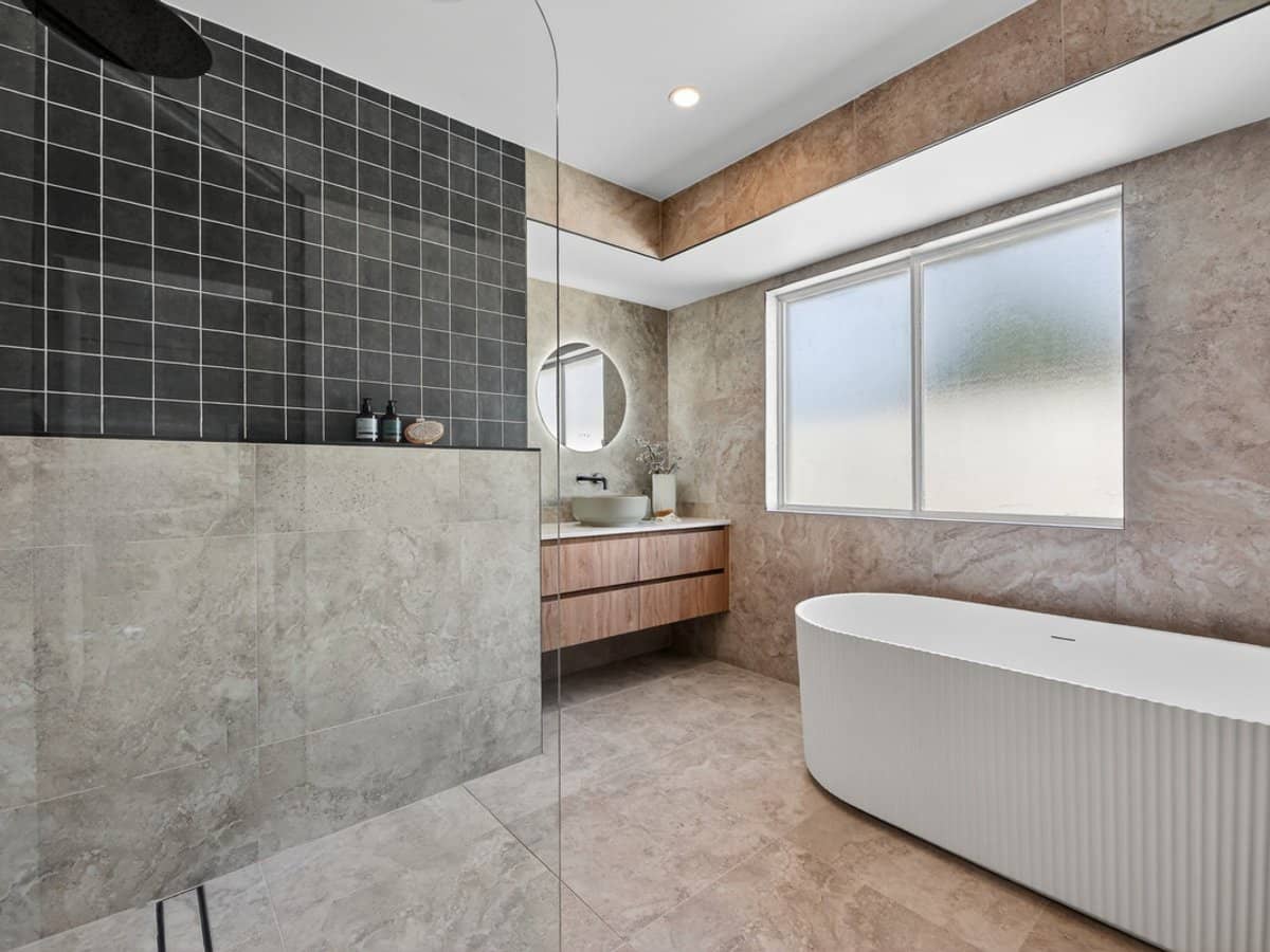 12 Baumea Court, Elanora - Thumbnail 20