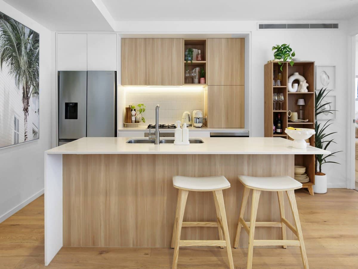 6 Second Avenue, Burleigh Heads - Thumbnail 3