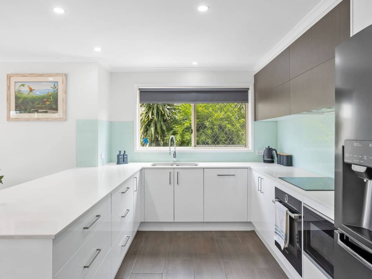 7 Kentucky Crescent, OXENFORD - Thumbnail 10