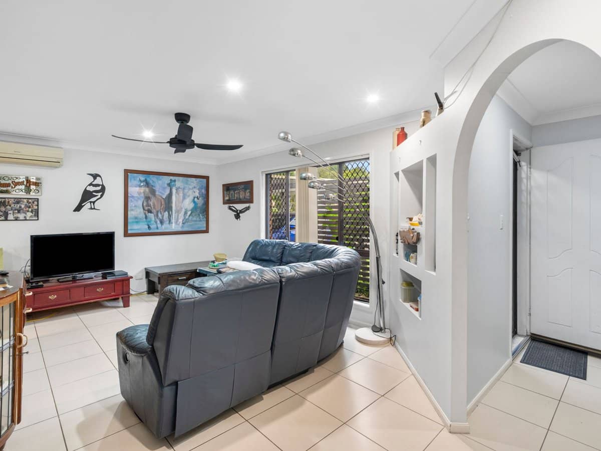 126 Short Street, BORONIA HEIGHTS - Thumbnail 5