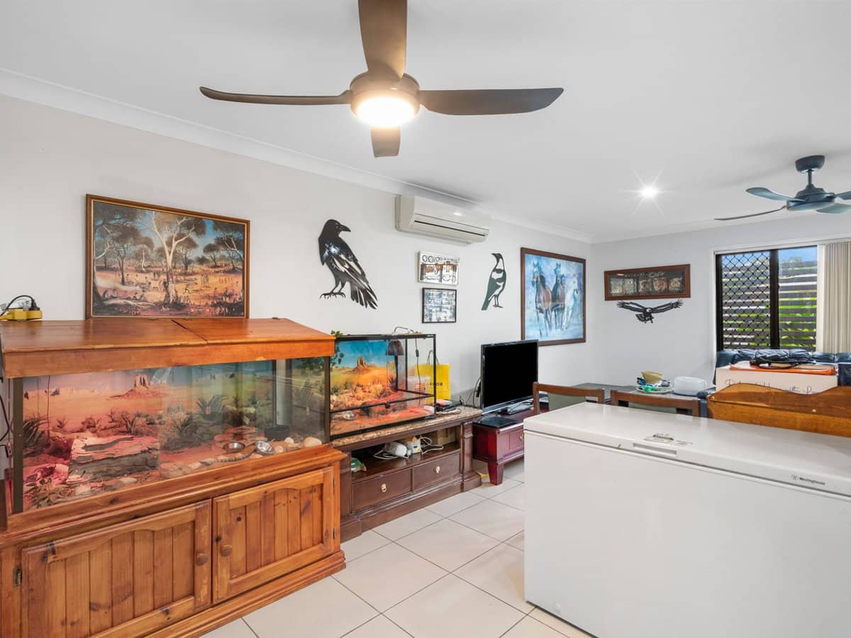 126 Short Street, BORONIA HEIGHTS - Thumbnail 8