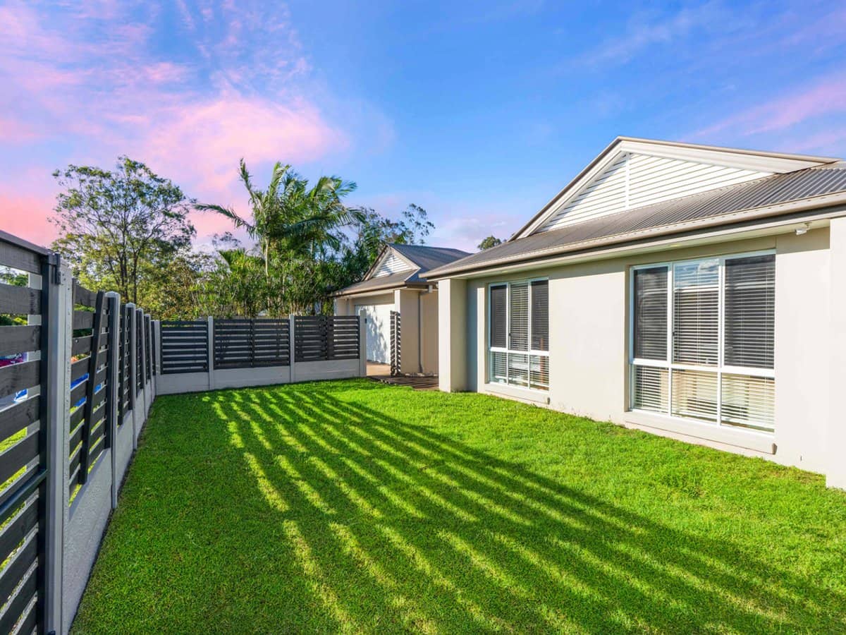 4 Venison Crescent, SPRINGFIELD LAKES - Thumbnail 2