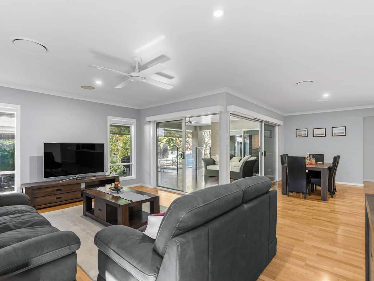 4 Venison Crescent, SPRINGFIELD LAKES - Thumbnail 8