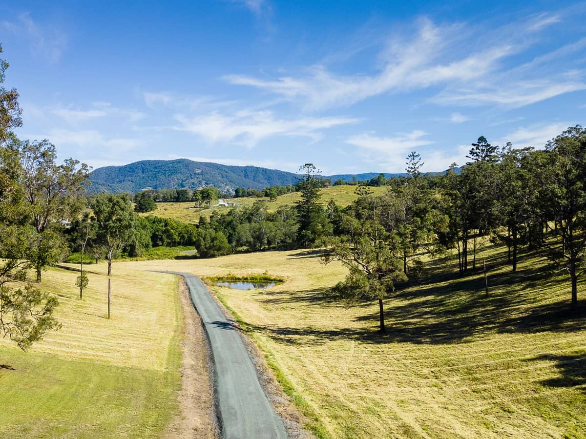 38 Andrew Road, Closeburn - Thumbnail 3