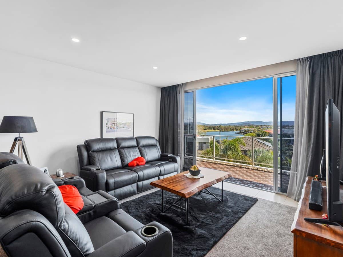 2 Activa Way, HOPE ISLAND - Thumbnail 3