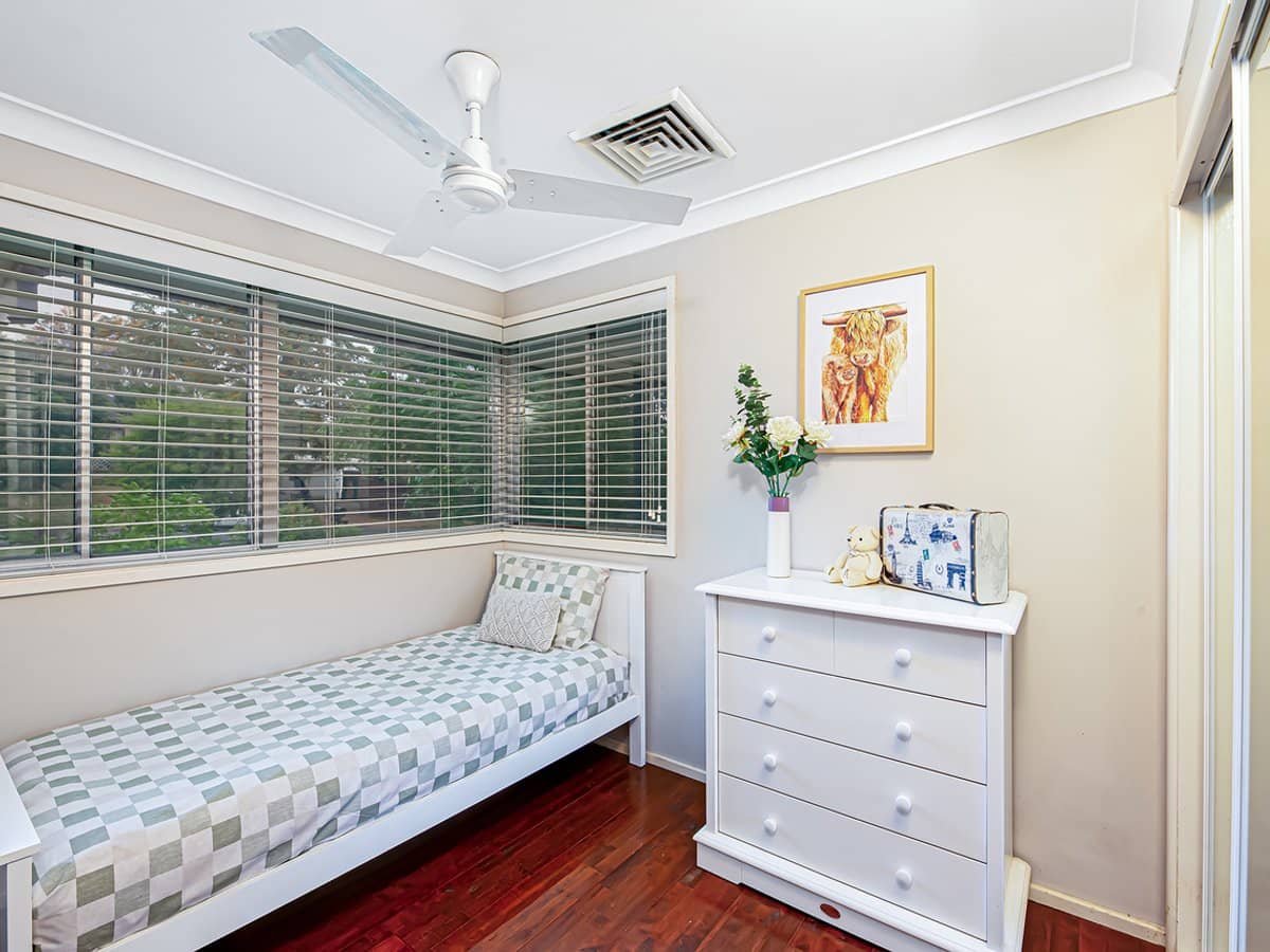 2 DUNDEE Street, CAMBRIDGE PARK - Thumbnail 9