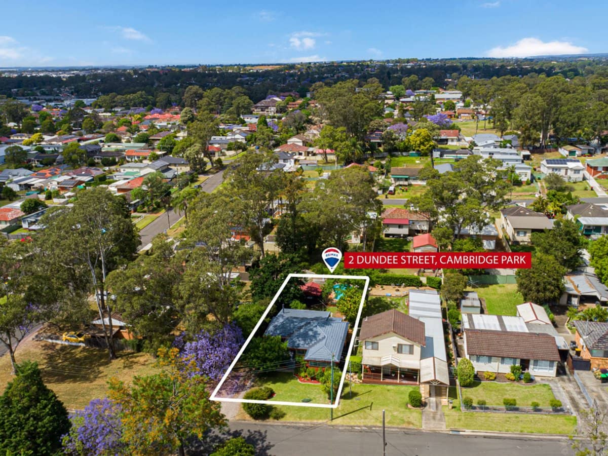 2 DUNDEE Street, CAMBRIDGE PARK - Thumbnail 11