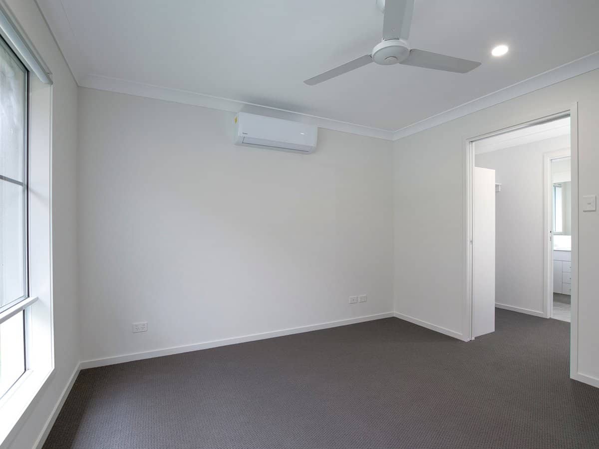 12 Silvertail Street, REDBANK PLAINS - Thumbnail 7