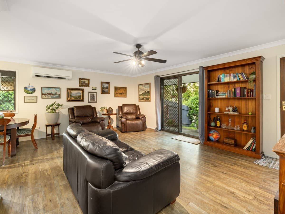 4 Sherwood Crescent, Bellbird Park - Thumbnail 4