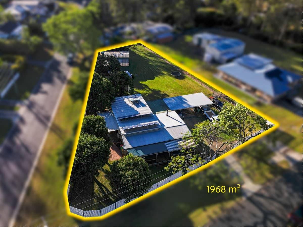 6 John Street, BUNDAMBA - Thumbnail 1