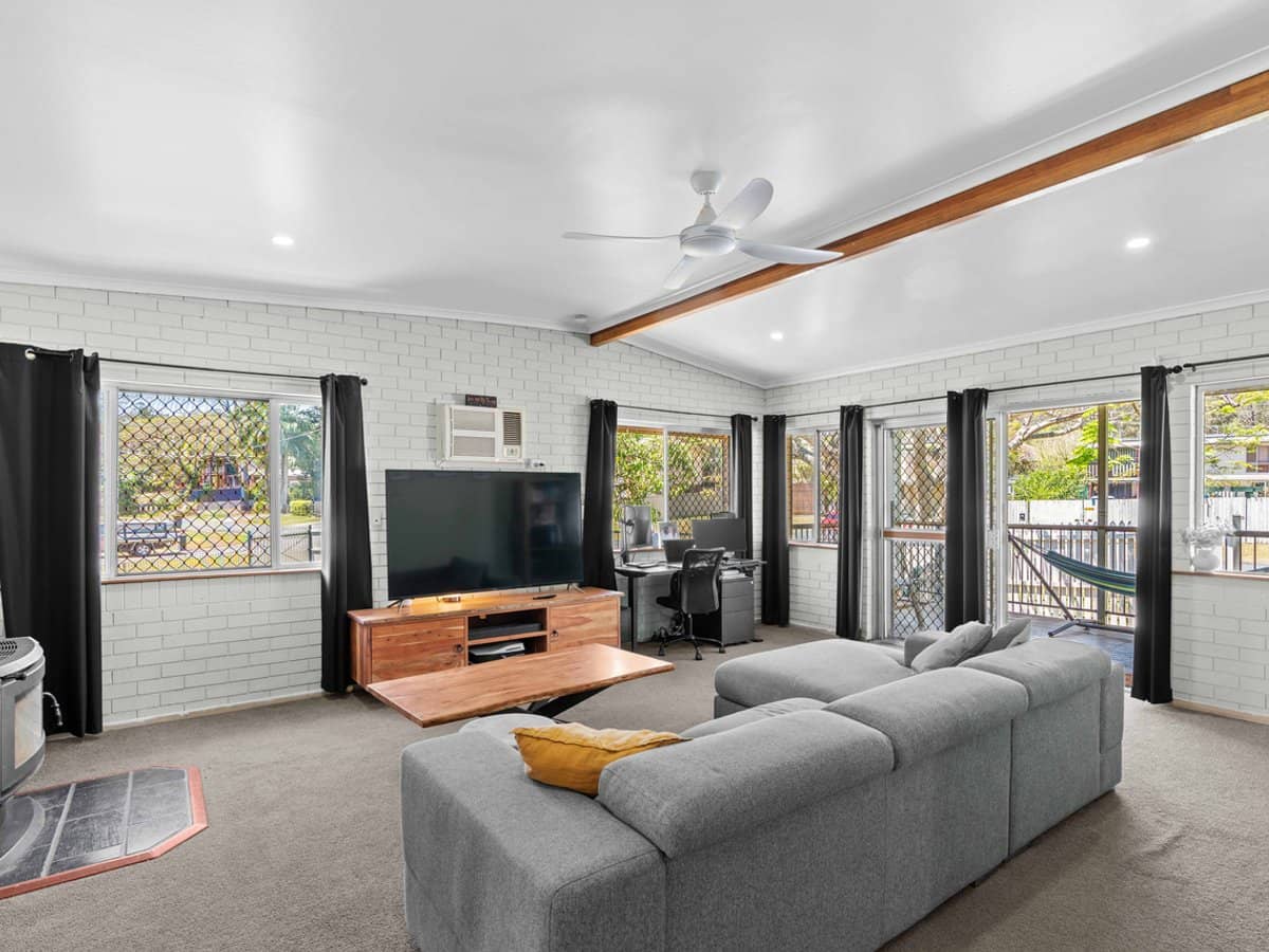 6 John Street, BUNDAMBA - Thumbnail 3