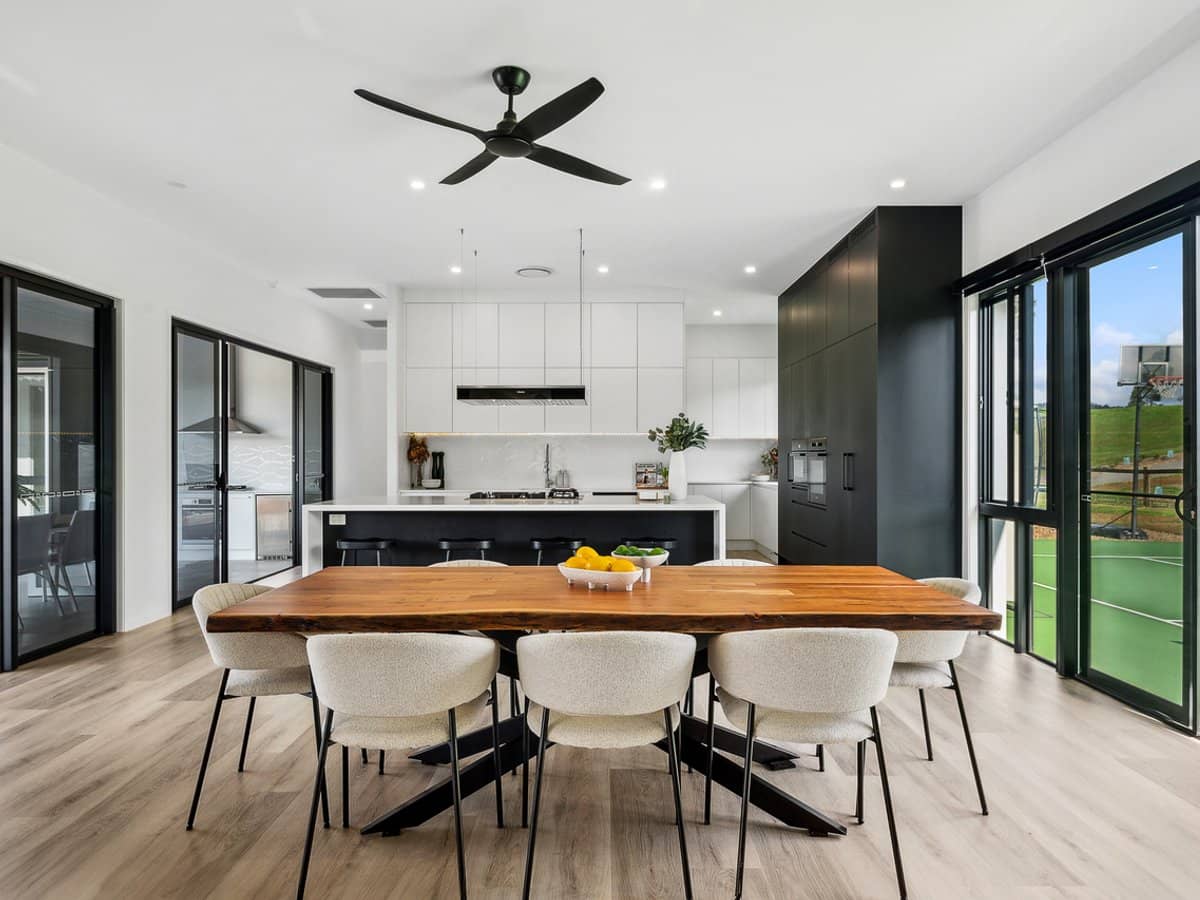 15 Campbell Court, Samford Valley - Thumbnail 2