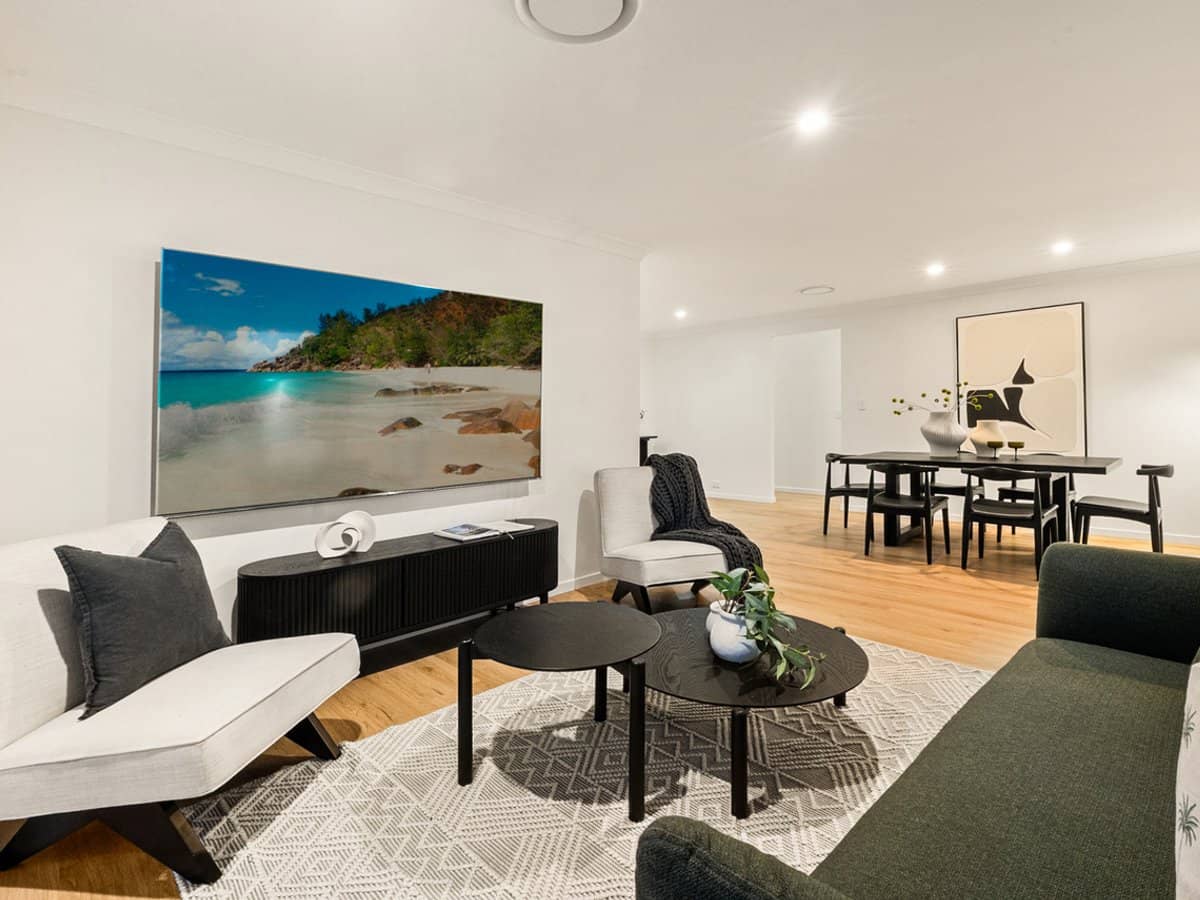 2 Dorchester Court, OXENFORD - Thumbnail 8