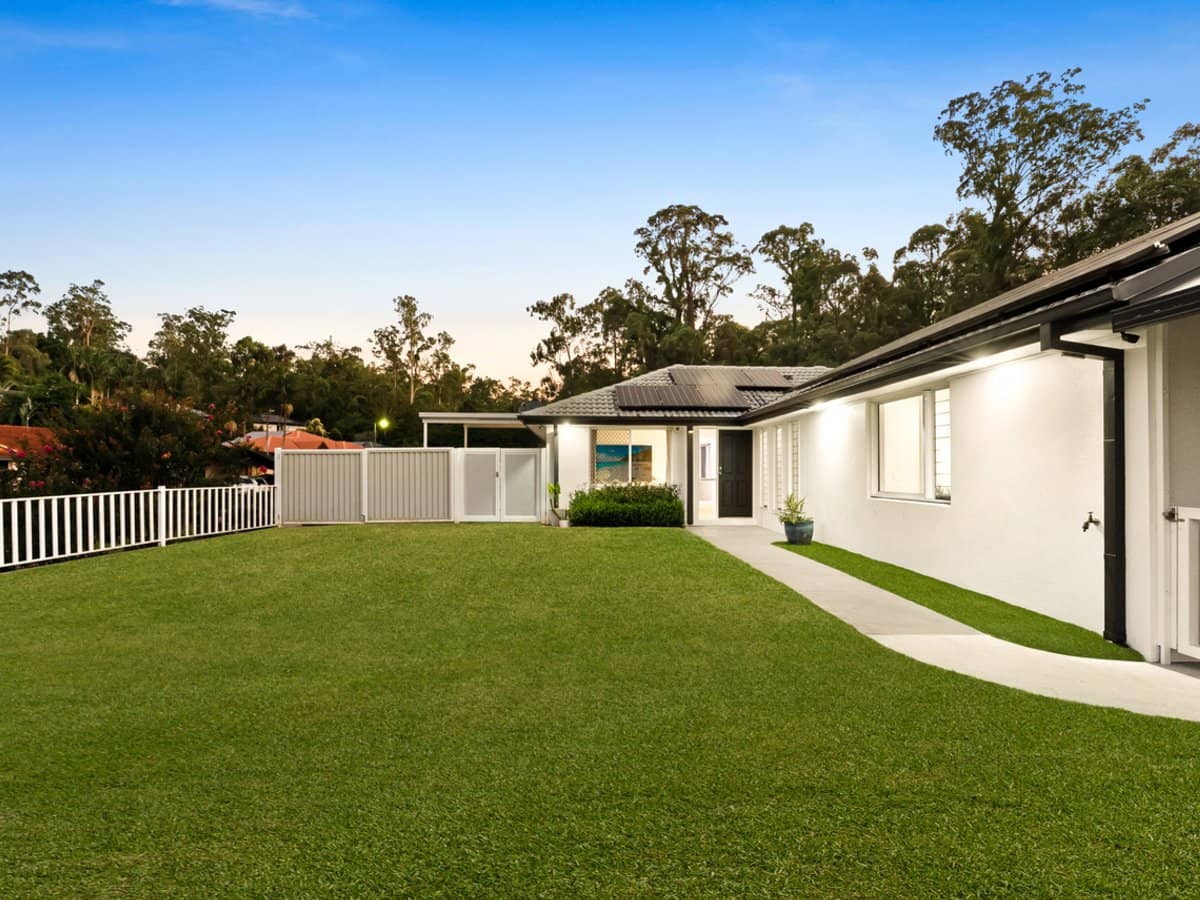 2 Dorchester Court, OXENFORD - Thumbnail 19