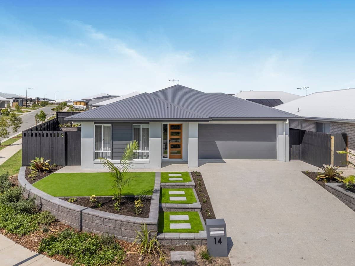 14 Celestial Road, FLAGSTONE - Thumbnail 1