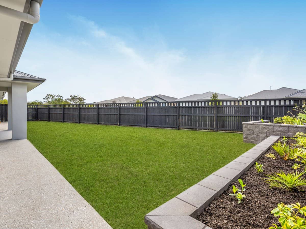 14 Celestial Road, FLAGSTONE - Thumbnail 18