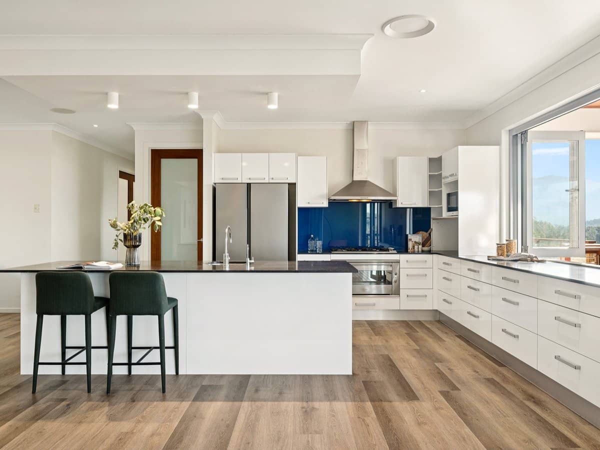 165 Morrison Road, Cedar Creek - Thumbnail 4