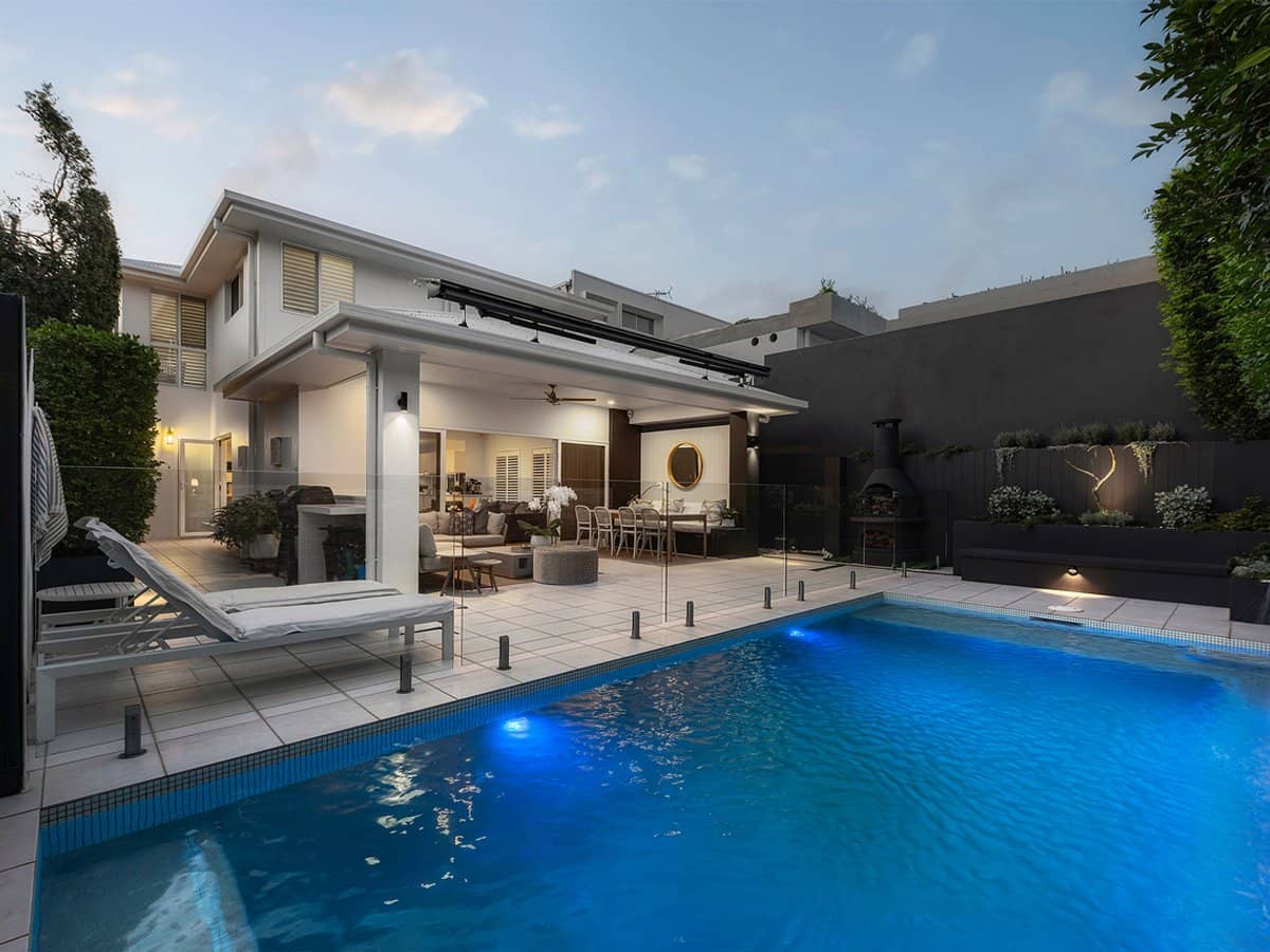 55 Dickens Street, NORMAN PARK - Thumbnail 1