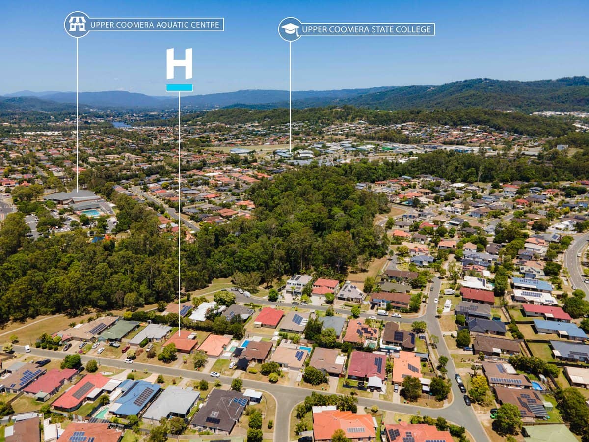 42 Merton Drive, UPPER COOMERA - Thumbnail 3