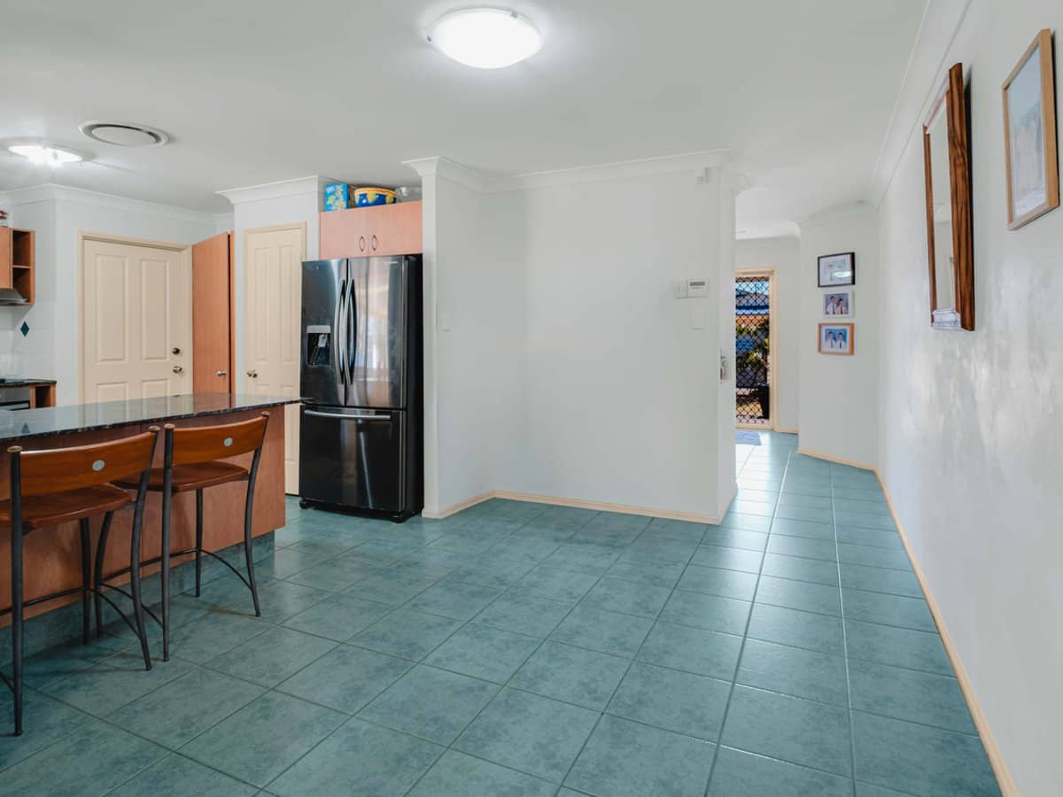 42 Merton Drive, UPPER COOMERA - Thumbnail 10