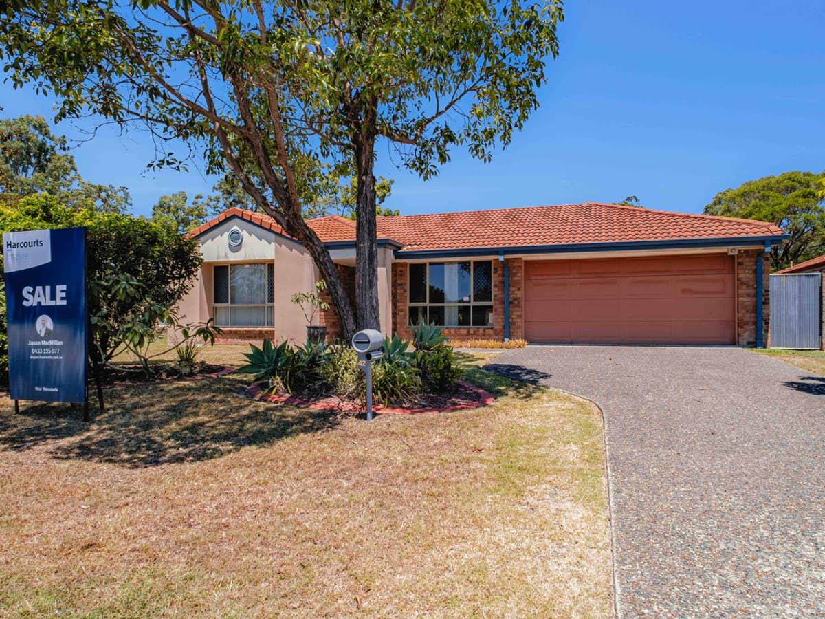 42 Merton Drive, UPPER COOMERA - Thumbnail 19