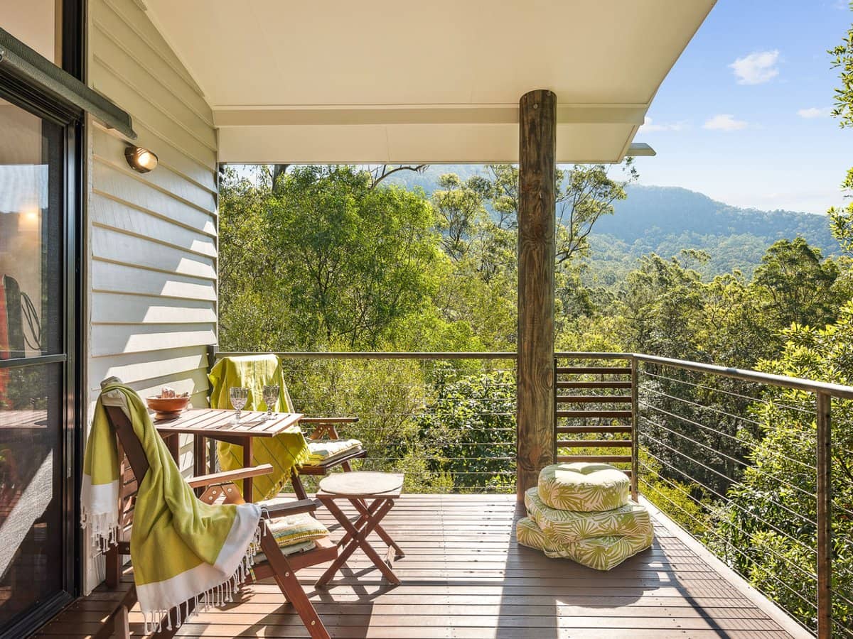 901 Cedar Creek Road, Cedar Creek - Thumbnail 13