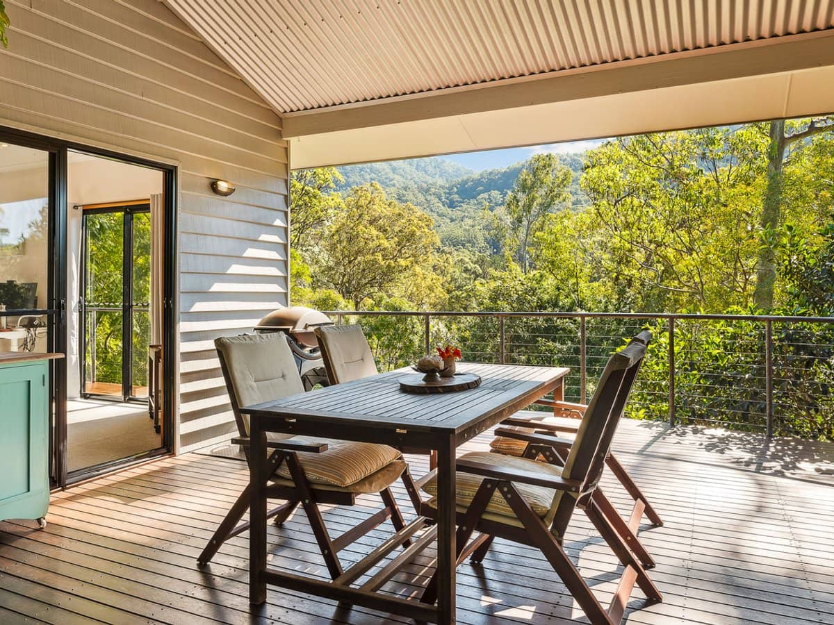 901 Cedar Creek Road, Cedar Creek - Thumbnail 16