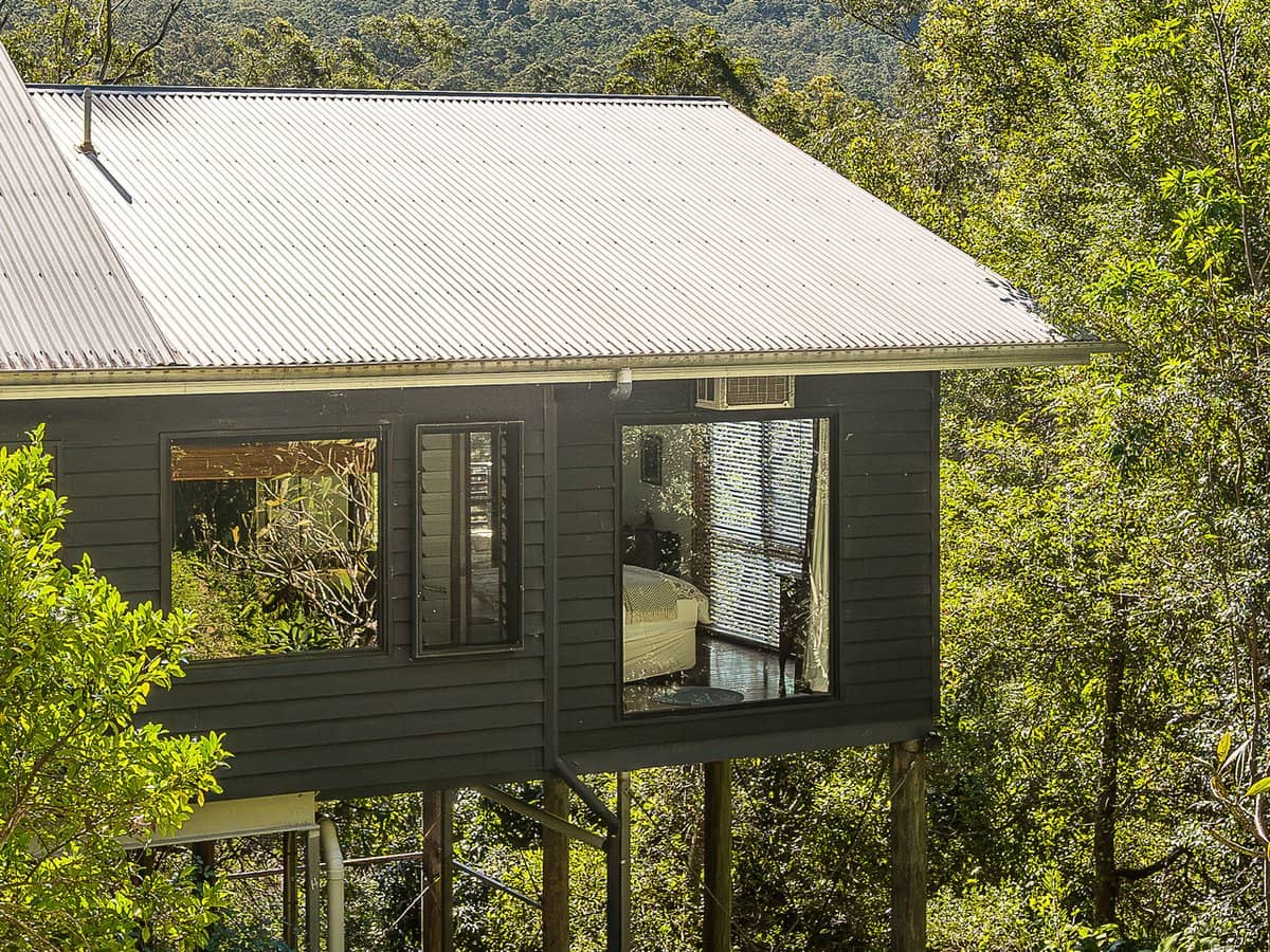 901 Cedar Creek Road, Cedar Creek - Thumbnail 27