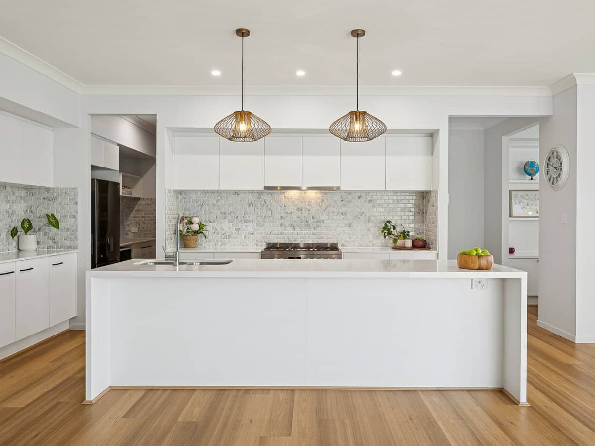 15 Yarrabee Court, Samford Valley - Thumbnail 2