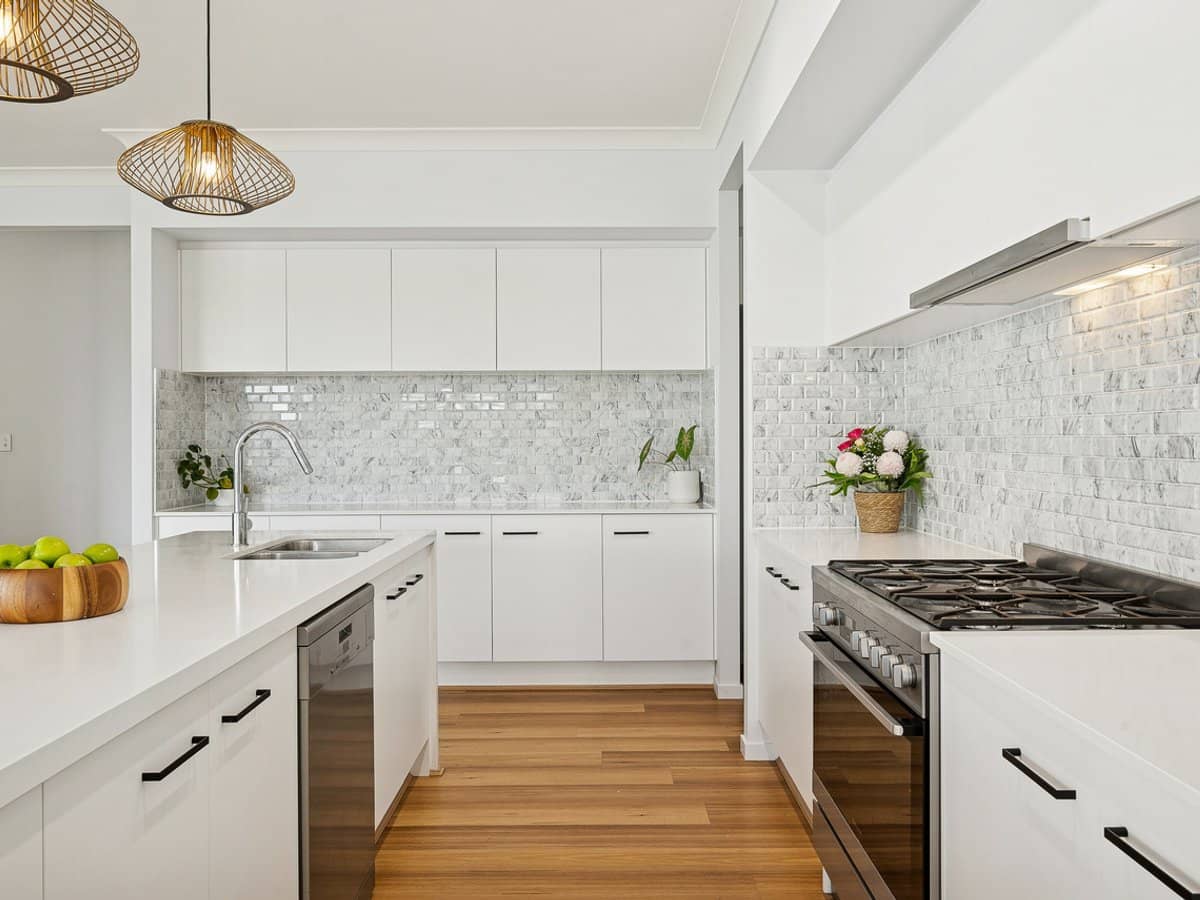 15 Yarrabee Court, Samford Valley - Thumbnail 6