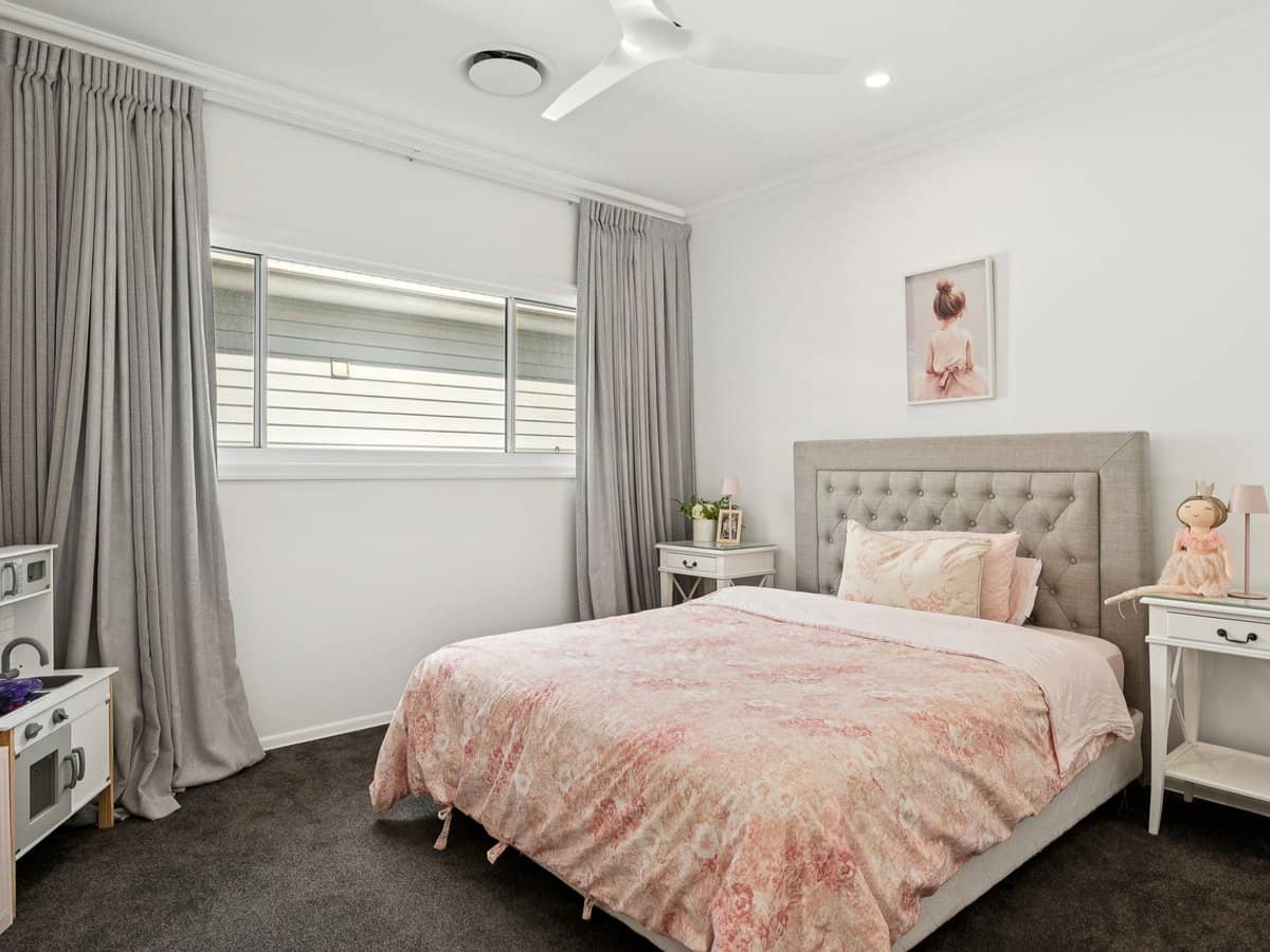 10 Creek Street, Samford Village - Thumbnail 19