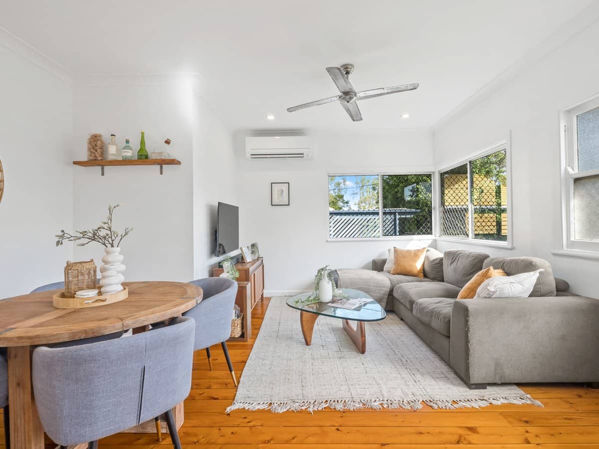 27 Mimosa Street, MITCHELTON - Thumbnail 2