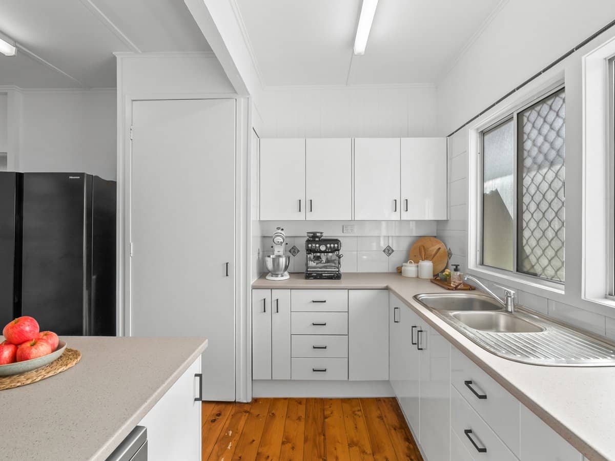 27 Mimosa Street, MITCHELTON - Thumbnail 11