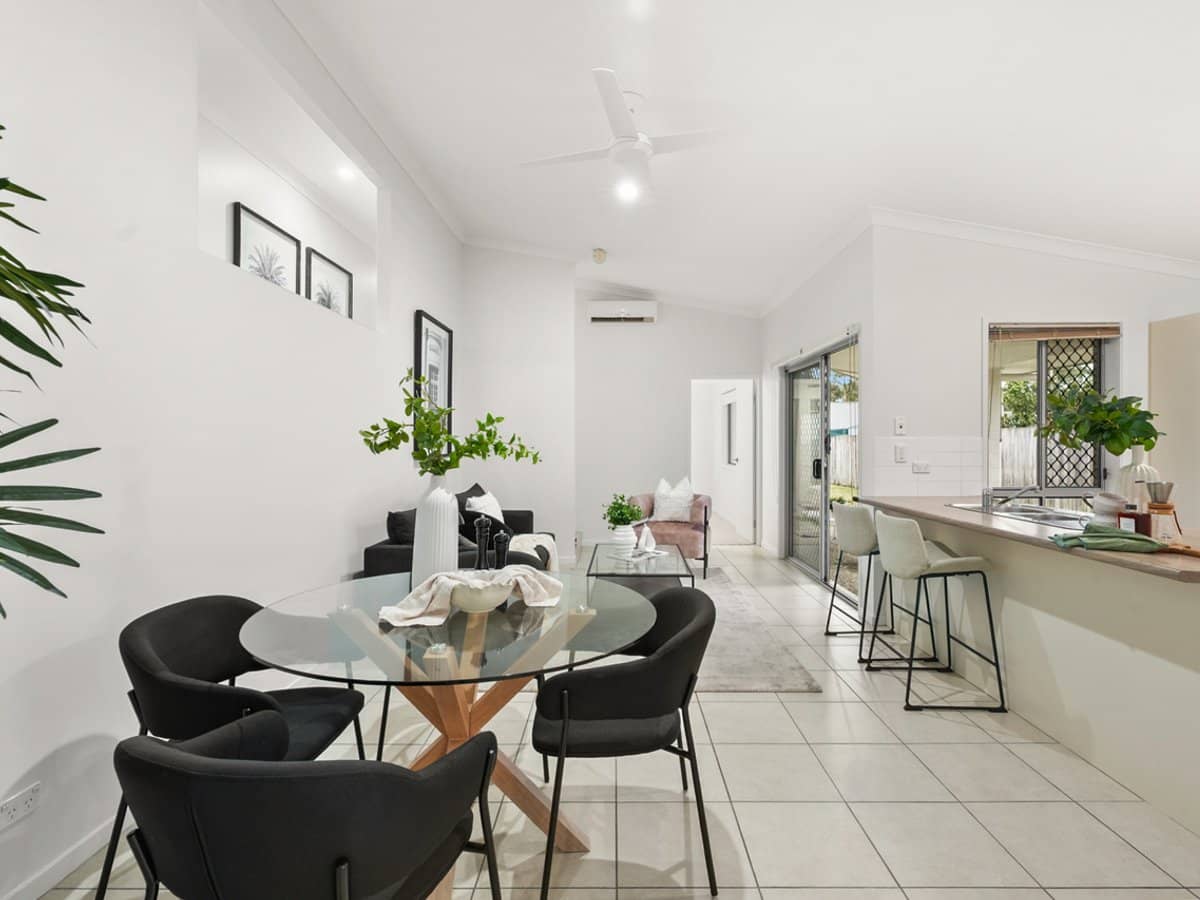 10 Murphys Lane, OXENFORD - Thumbnail 5