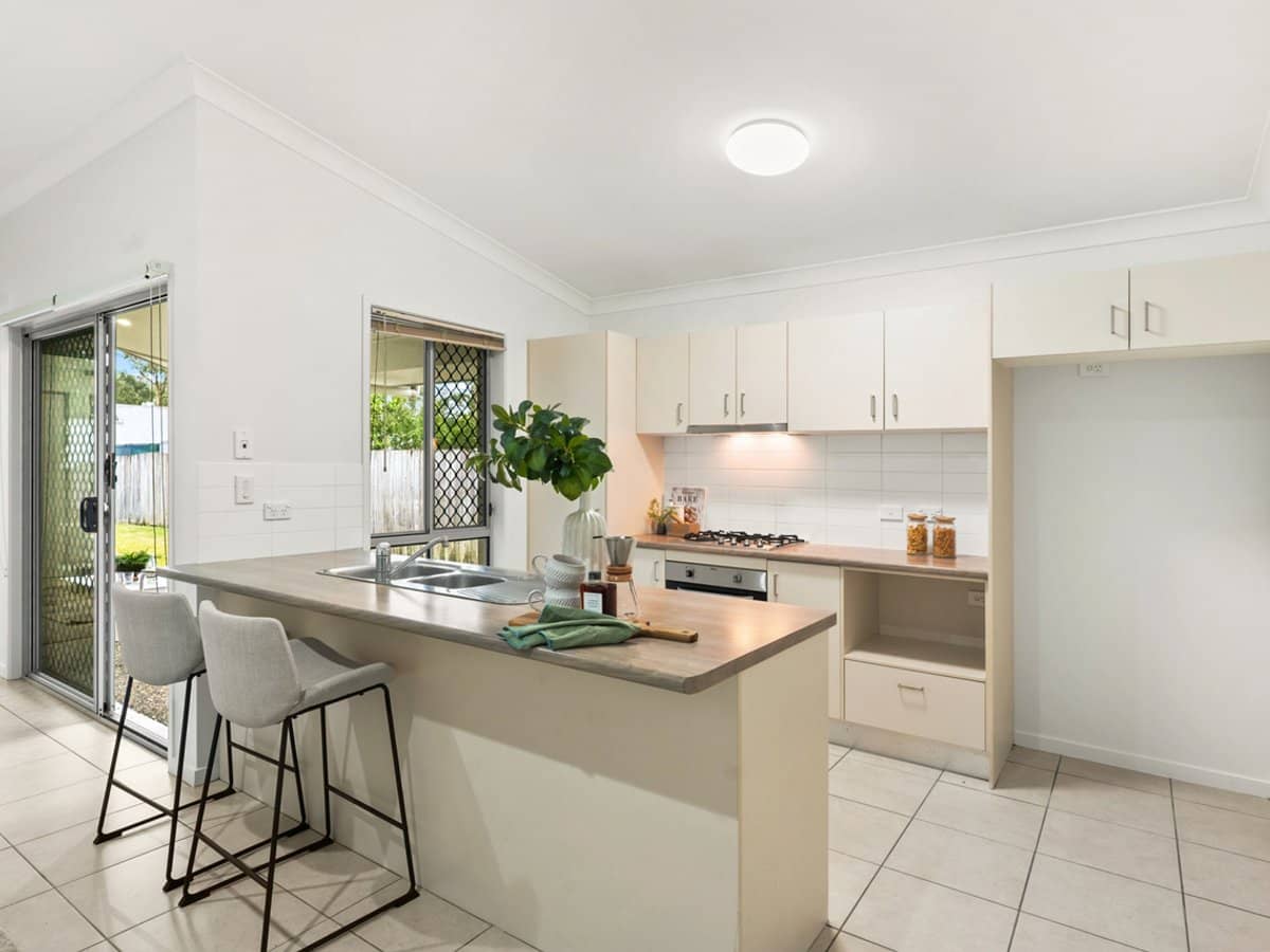 10 Murphys Lane, OXENFORD - Thumbnail 8