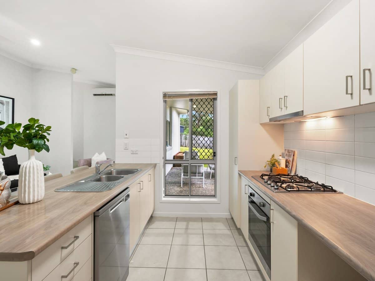 10 Murphys Lane, OXENFORD - Thumbnail 12