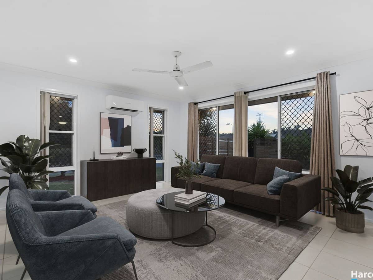 13 Aquatic Street, BERRINBA - Thumbnail 4