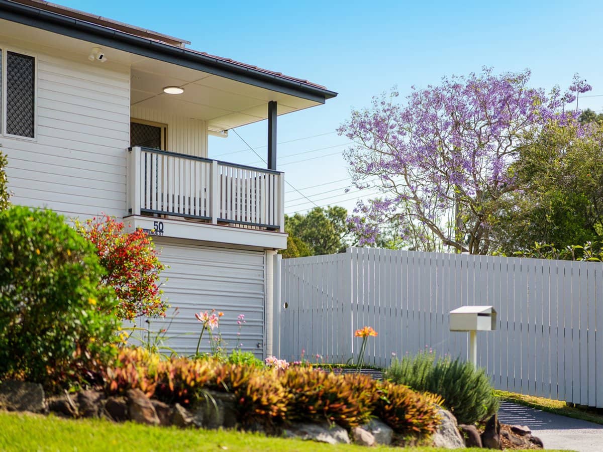 35 Meilandt Street, WYNNUM - Thumbnail 2
