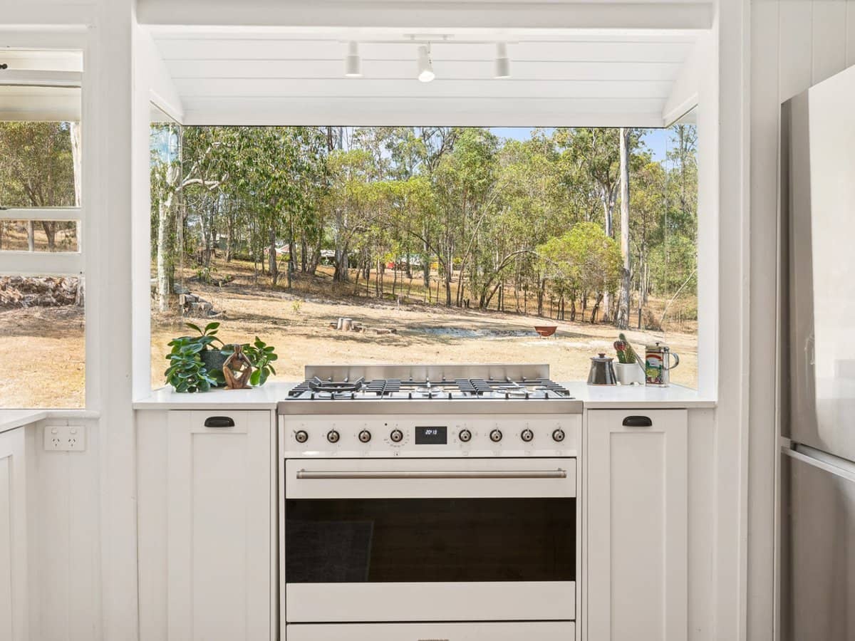 15 Westbourne Drive, Wights Mountain - Thumbnail 4