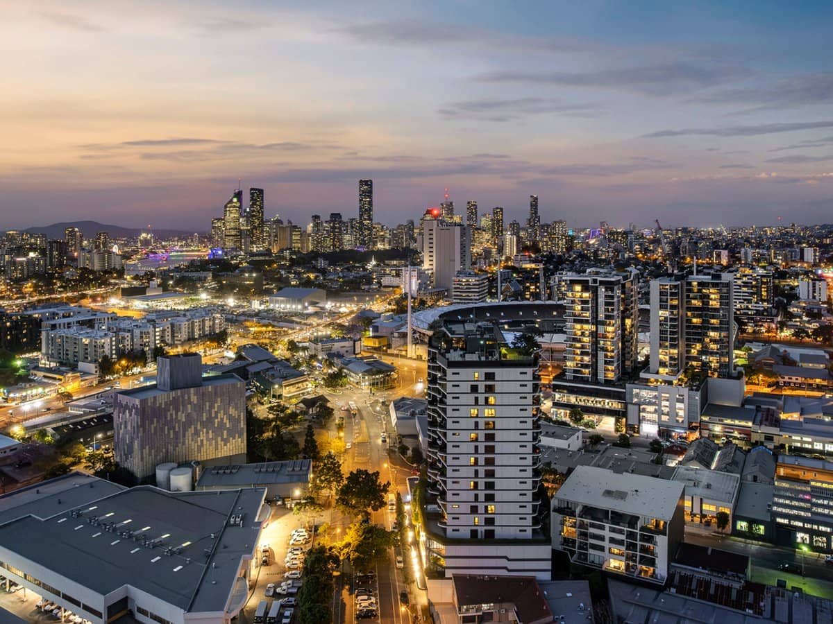 62 Logan Road, WOOLLOONGABBA - Thumbnail 15