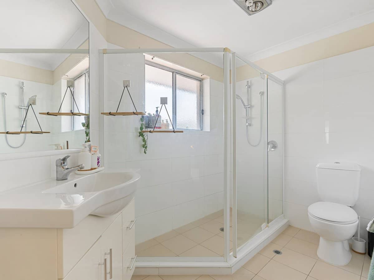 11 Duke Street, NUNDAH - Thumbnail 6