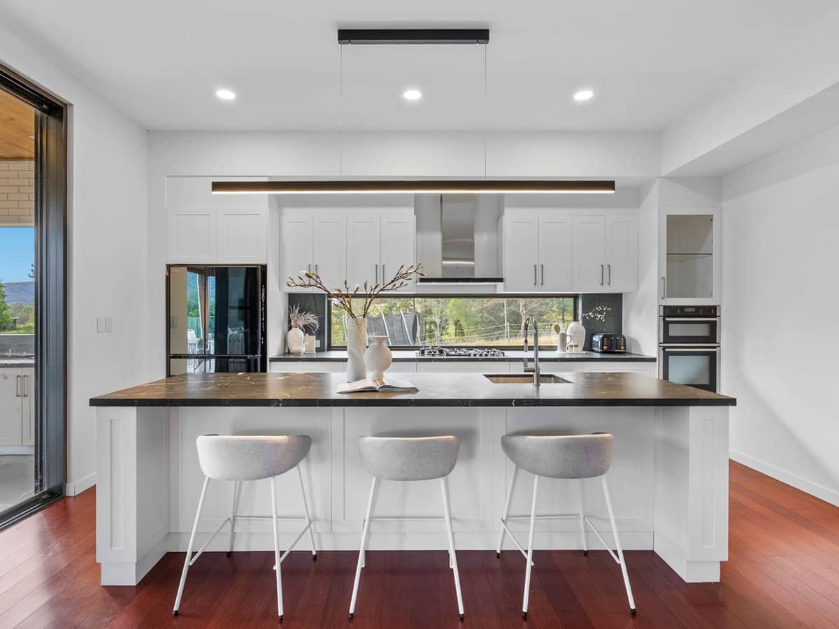 30 Springlands Place, HIGHVALE - Thumbnail 2