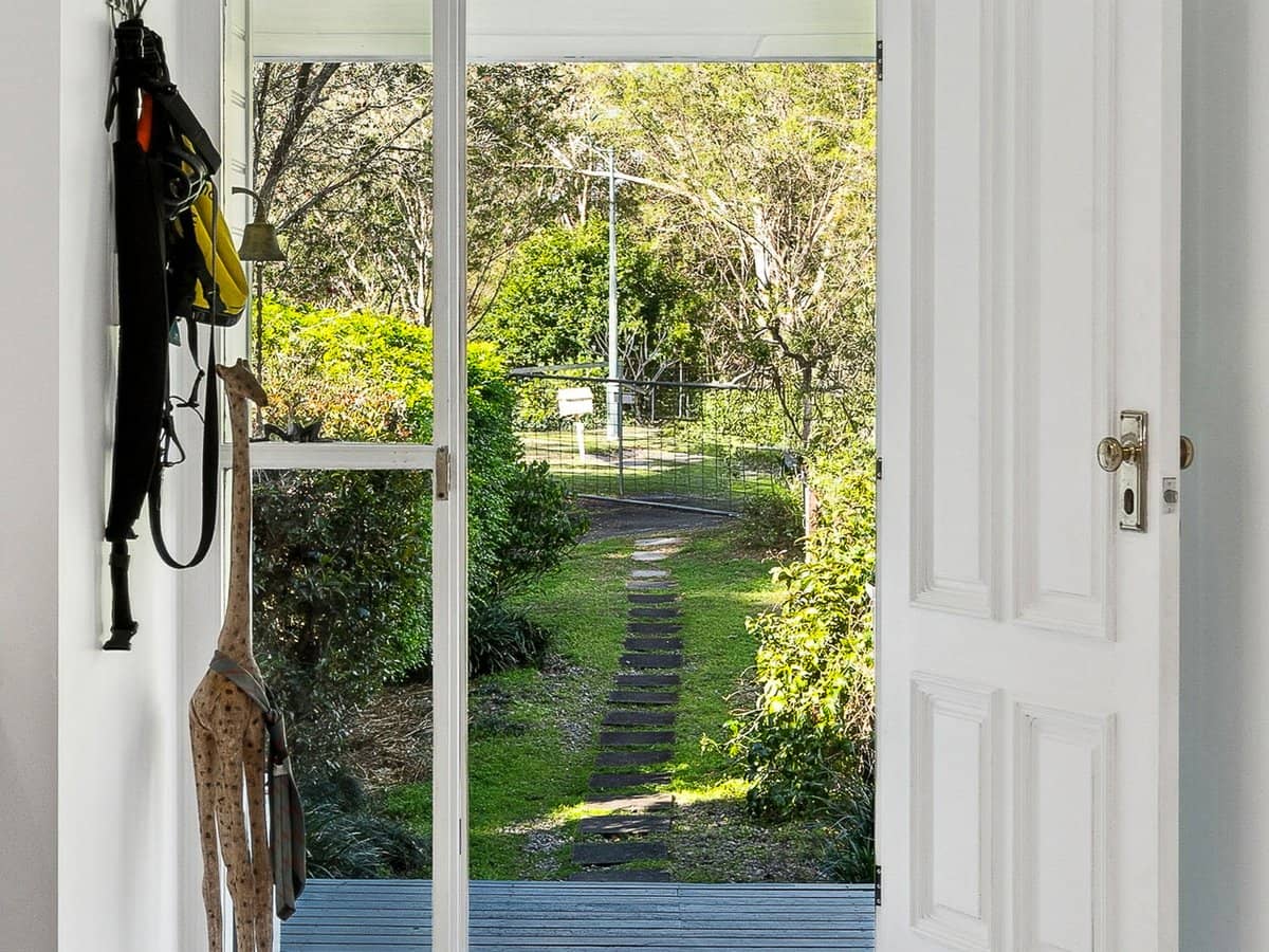 7 Hipwood Place, HIGHVALE - Thumbnail 2